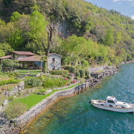 The Writer'S Nest Waterfront Villa By Rent All Como Faggeto Lario Exterior foto