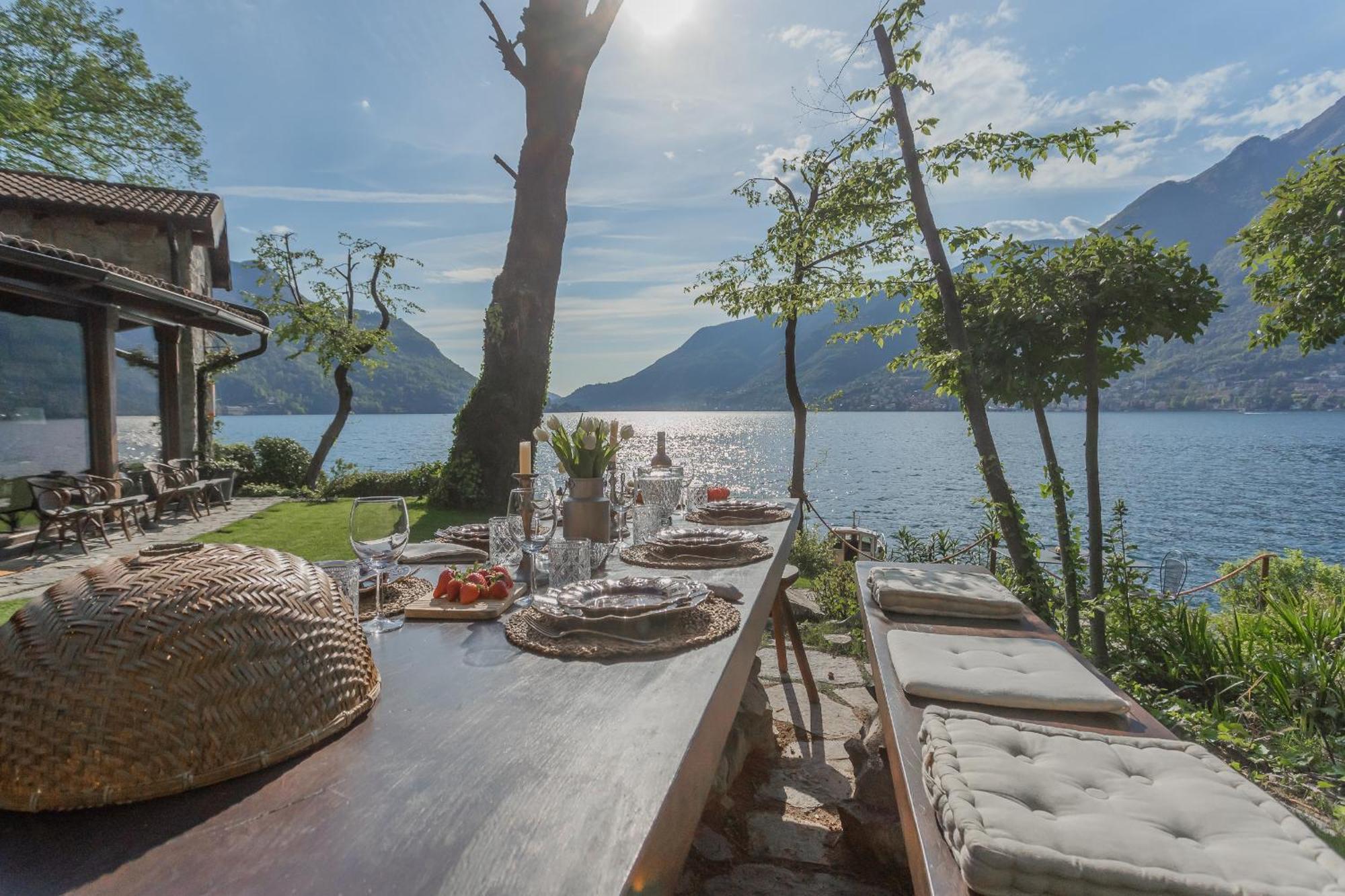 The Writer'S Nest Waterfront Villa By Rent All Como Faggeto Lario Exterior foto