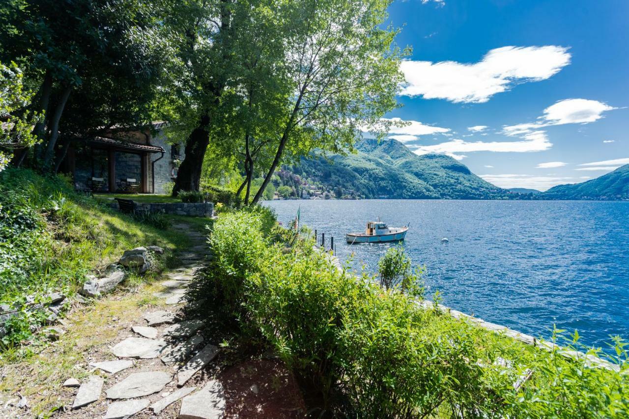 The Writer'S Nest Waterfront Villa By Rent All Como Faggeto Lario Exterior foto